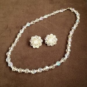 VINTAGE 22" AURORA BOREALIS CRYSTAL BEAD NECLACE+CLIP BACK EARRINGS-NICE!